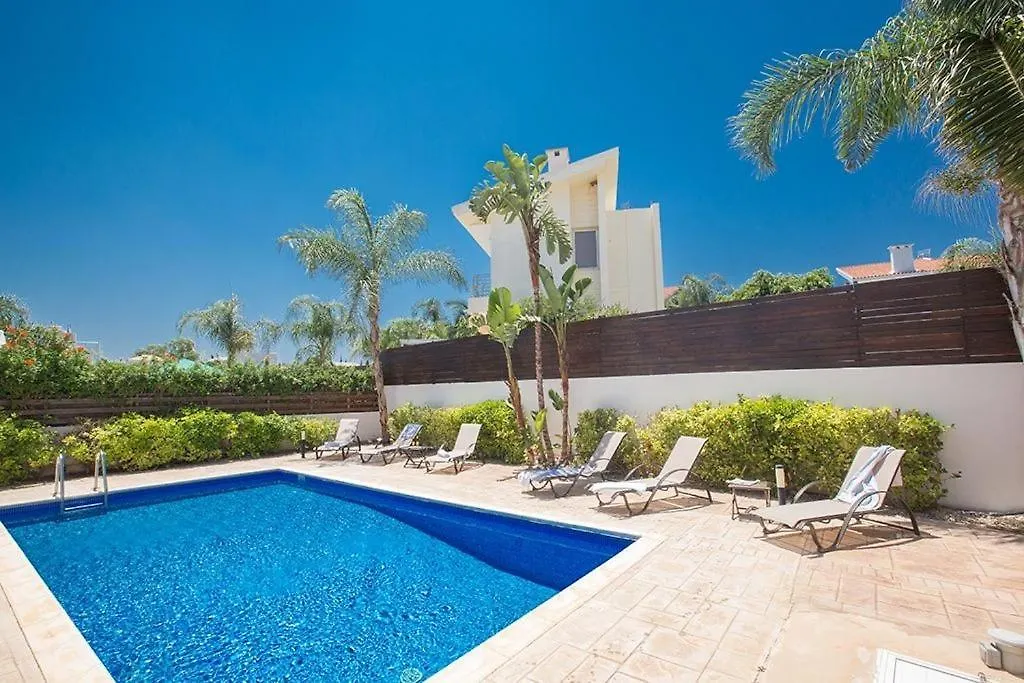 Villa Dafnis Chrysos - Modern 3 Bedroom Protaras Villa With Pool - Close To Fig Tree Bay Beach Cyprus